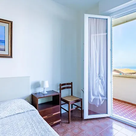 Sea View *